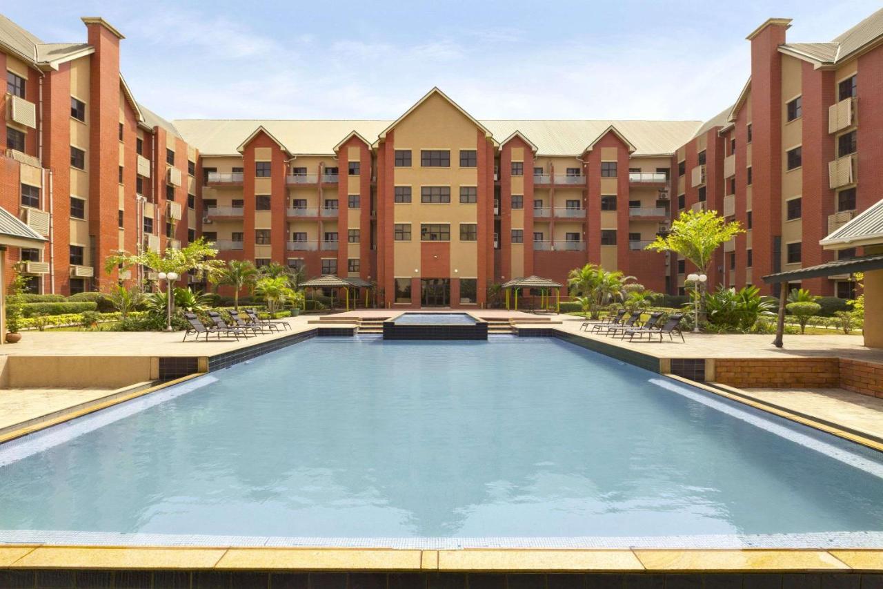 Hawthorn Suites By Wyndham Abuja Exterior foto