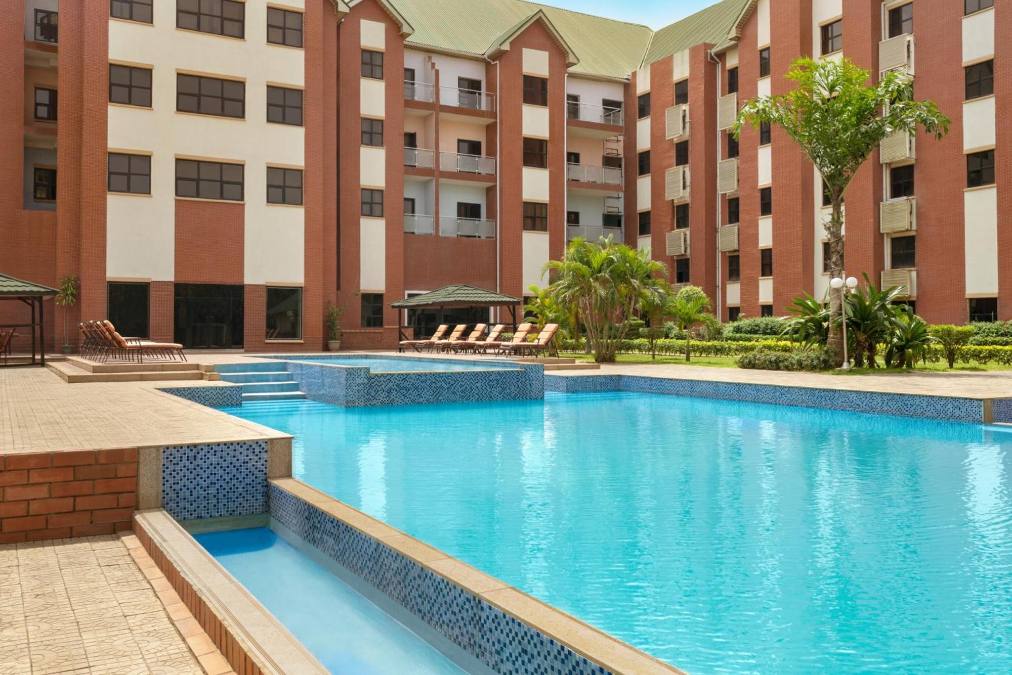 Hawthorn Suites By Wyndham Abuja Exterior foto